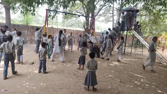 खेल का मैदान